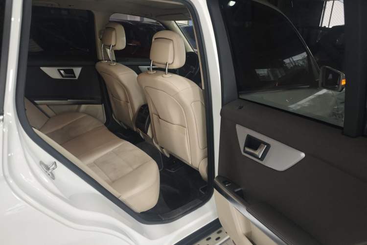 Used Mercedes-Benz GLK-Class 2015 GLK 260 4MATIC Dynamic Edition Ultimate Version