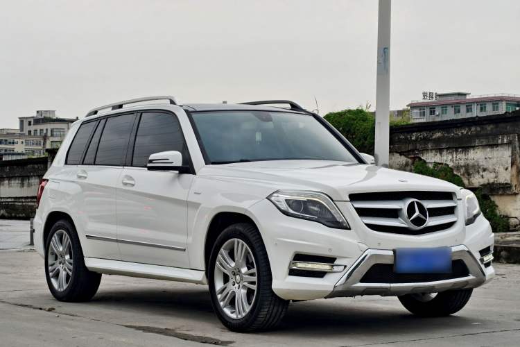 Used Mercedes-Benz GLK-Class 2015 GLK 260 4MATIC Dynamic Edition Ultimate Version
