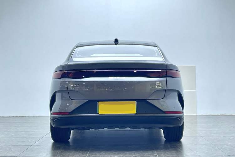 Used BYD Qin L 2025 EV 545KM Beyond Version
