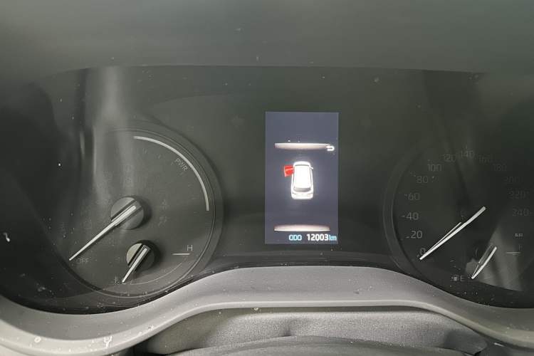 Used Toyota Sienna 2024 2.5L Hybrid Four-Wheel Drive Prestige Edition
