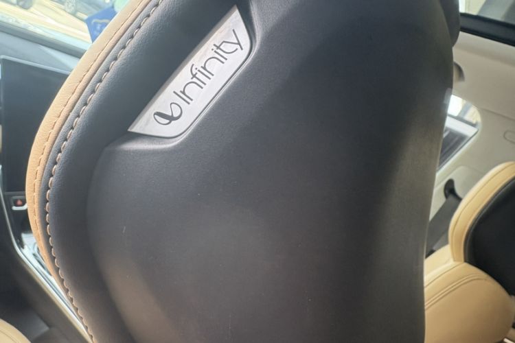 Used Geely Auto FX11 2023 2.0TD DCT Flagship Version
