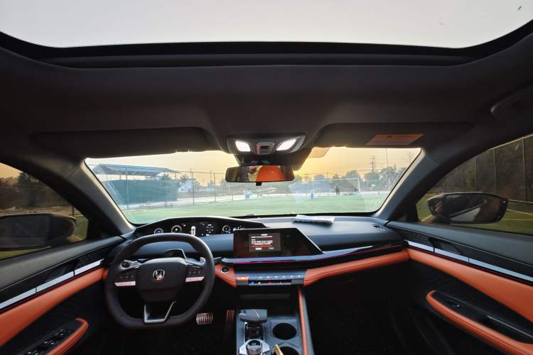 Used Changan UNI-V 2023 1.5T Sport Edition
