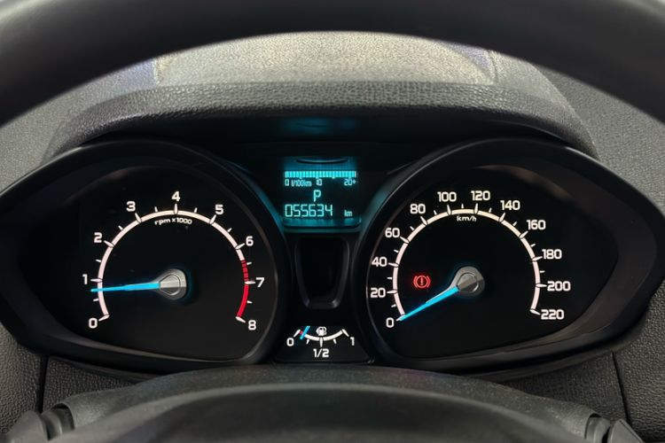 Used Ford EcoSport 2013 1.5L Automatic Fashion Model