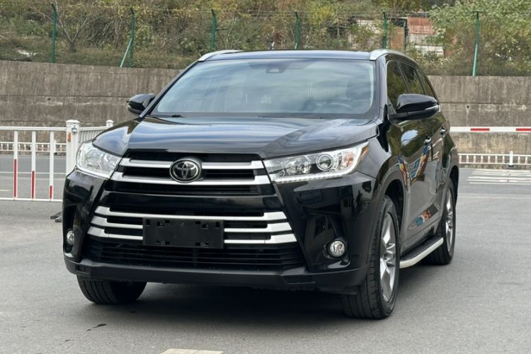 Used Toyota Highlander 2018 2.0T Four-Wheel Drive Luxury Version 7 Seats China VI Standard
