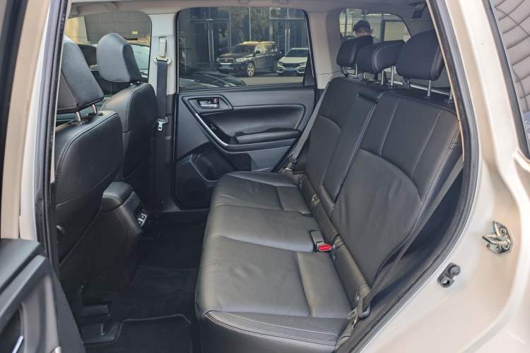 Used Subaru Forester 2016 2.5i Luxury Navigation Edition