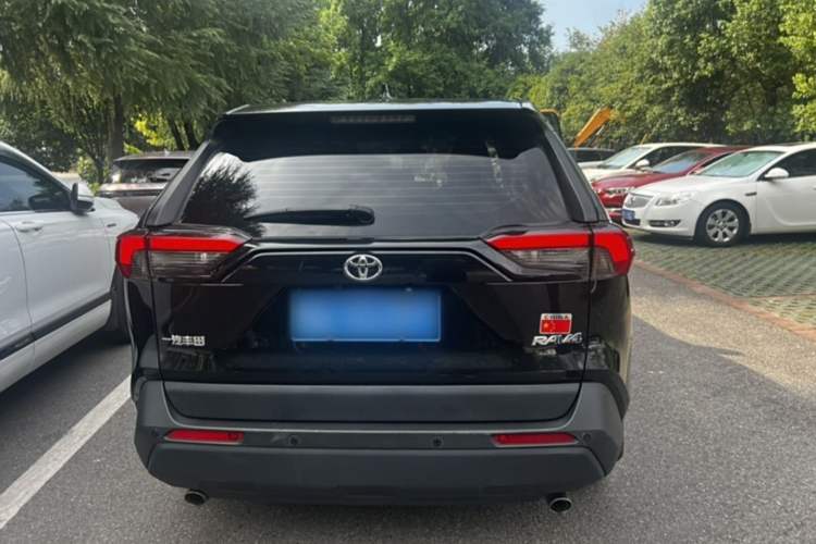 Used Toyota RAV4 2021 2.0L CVT Two-Wheel Drive Urban Edition
