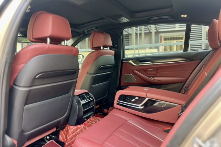 Used BMW 5 Series New Energy 2021 535Le Pioneer Edition M Sport Package
