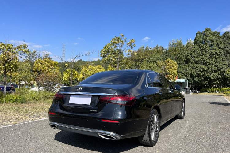 Used Mercedes-Benz E-Class 2022 E 260 L
