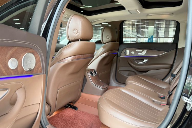 Used Mercedes-Benz E-Class 2021 Restyled E 300 L Luxury Edition
