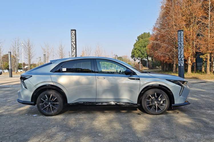 Used Honda e:NS2 2024 Light-Chasing Version
