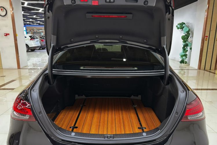 Used Mercedes-Benz E-Class 2023 E 260 L