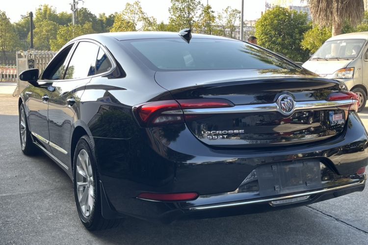 Used Buick LaCrosse 2022 552T Luxury Version
