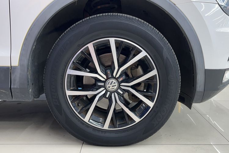 Used Volkswagen Tiguan L 2018 330TSI Automatic Two-Wheel Drive Luxury Edition
