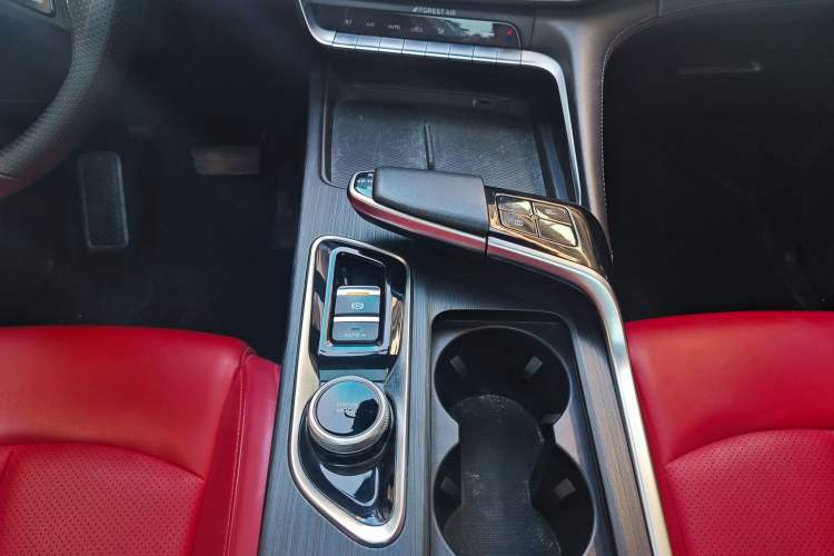 Used Changan UNI-T 2020 1.5T Prestige Version
