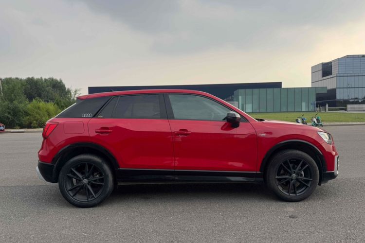 Used Audi Q2L 2020 35 TFSI Fashion Dynamic Model
