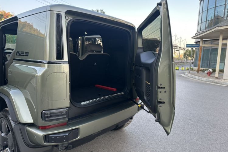 Used  V23 2025 501 Four-Wheel Drive Intelligent Driving Version