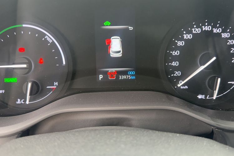 Used Toyota Sienna 2023 2.5L Hybrid Deluxe Edition