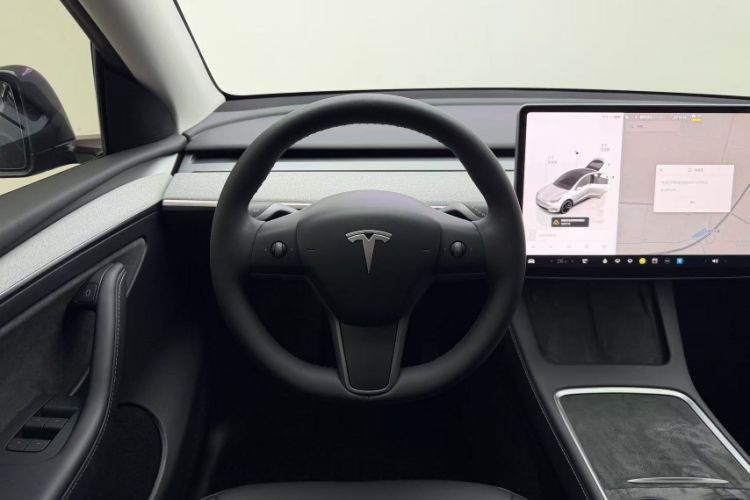 Used Tesla Model Y 2024 Rear-Wheel-Drive Version
