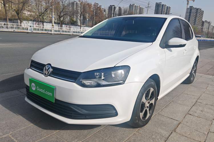 Used Volkswagen Polo 2014 1.4L Manual Fashion Edition
