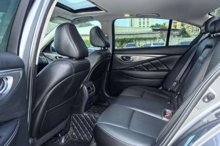 Used Infiniti Q50L 2021 2.0T Enjoyment Edition
