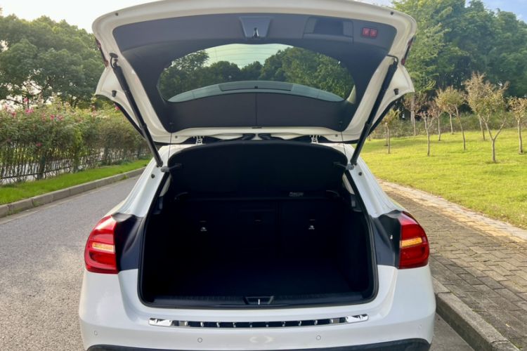 Used Mercedes-Benz GLA 2016 GLA 200 Fashion Model