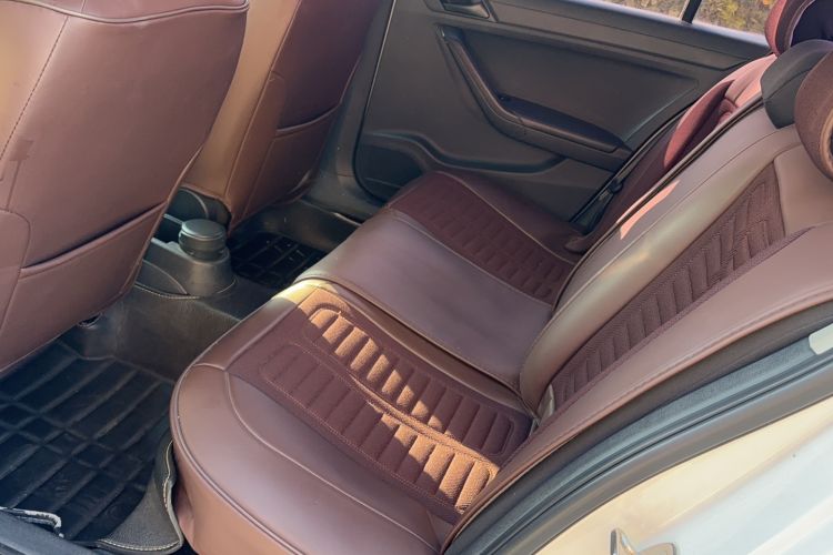 Used Volkswagen Jetta 2015 Value Edition 1.6L Automatic Fashion Version