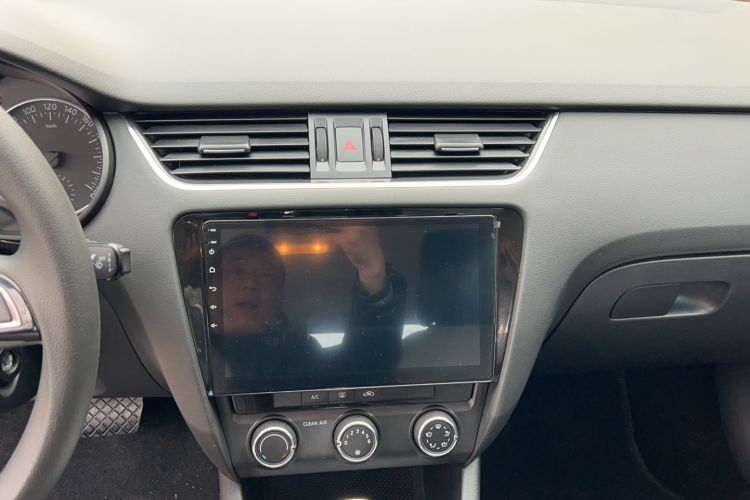 Used Skoda Octavia 2017 1.6L Automatic Chuanxing Edition
