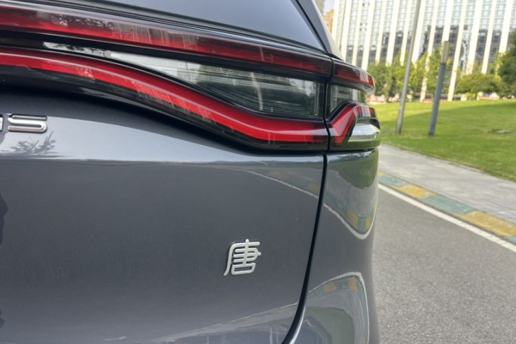 Used BYD Tang New Energy 2023 DM-i Champion Edition 112KM Prestige Model
