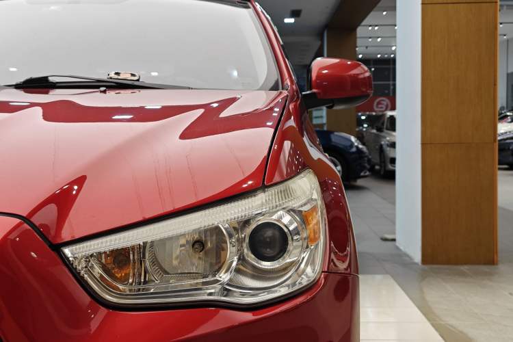 Used Mitsubishi ASX 2013 2.0L CVT Two-Wheel Drive Luxury Edition
