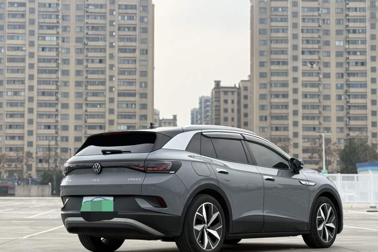 Used Volkswagen ID.4 CROZZ 2021 Long-Range PRO Two-Wheel Drive Version
