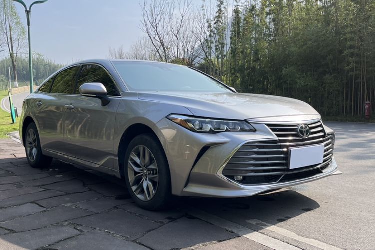 Used Toyota Avalon 2019 2.0L Ambition Edition China VI