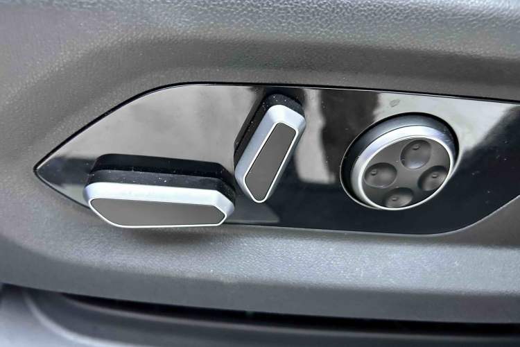 Used Hima AITO M5 2023 Extended-Range Four-Wheel Drive Intelligent Driving Version