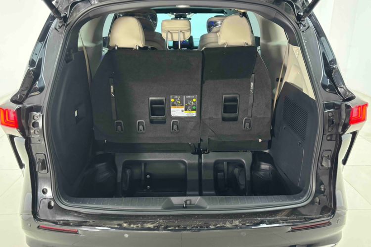 Used Toyota Sienna 2021 2.5L Hybrid Luxury Edition
