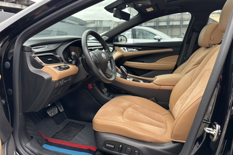 Used Buick LaCrosse 2021 652T Premium Edition
