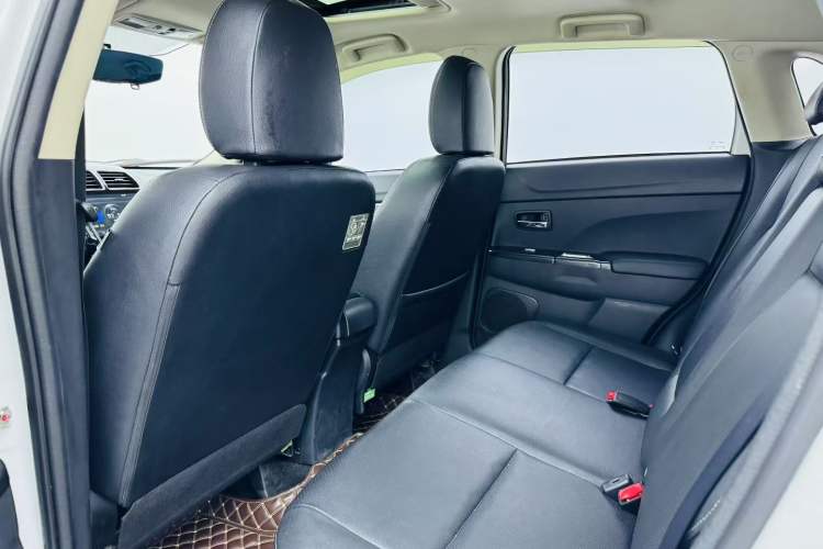 Used Mitsubishi ASX 2018 2.0L CVT Two-Wheel Drive Deluxe Edition
