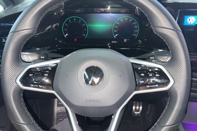 Used Volkswagen Golf 2023 Facelift 280TSI DSG R-Line Lite
