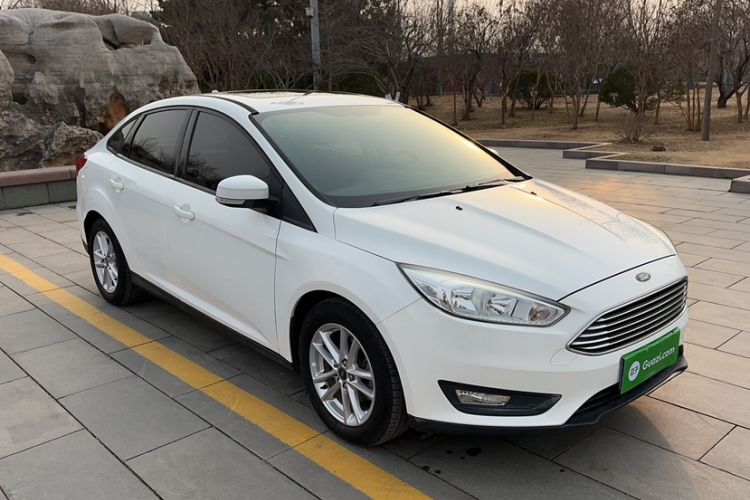 Used Ford Focus 2018 Sedan Classic 1.6L Automatic Trendy SmartDrive Edition
