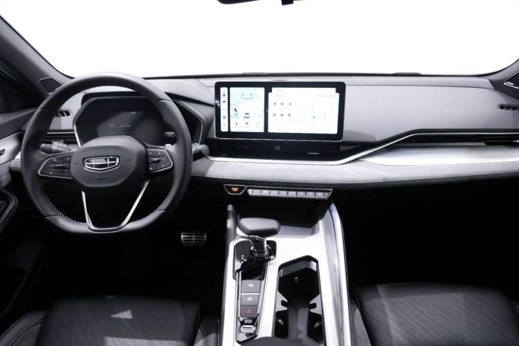 Used Geely Auto Preface 2023 2.0TD "Only This Verdant Green" Edition
