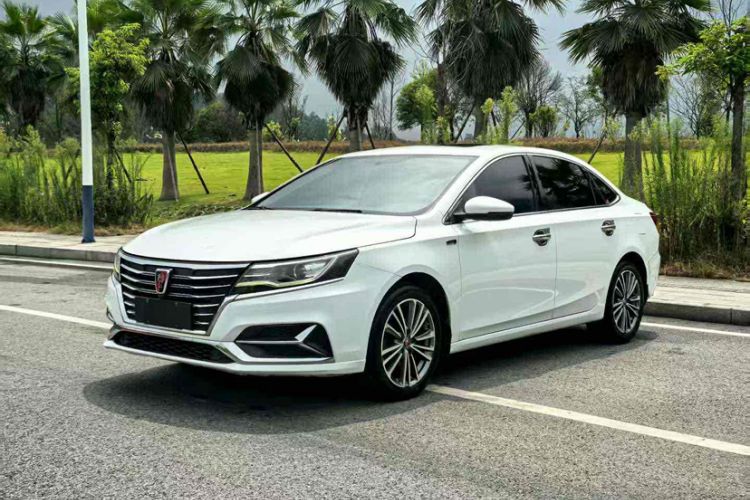 Used Roewe i6 2019 PLUS 1.6L CVT 4G Connected Flagship Deluxe Edition
