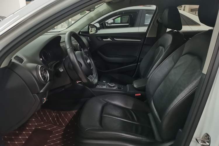 Used Audi A3 2015 Sportback 35 TFSI Millionth Anniversary Comfort Model
