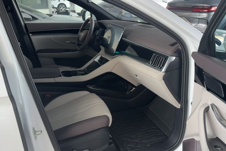 Used BYD Song PLUS New Energy 2025 EV Intelligent Driving Version 520km Premium Model