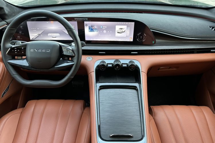 Used  Lingyun 2025 400T Two-Wheel-Drive Yeyue Edition
