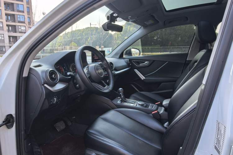 Used Audi Q2L 2021 35 TFSI Progressive Dynamic Edition
