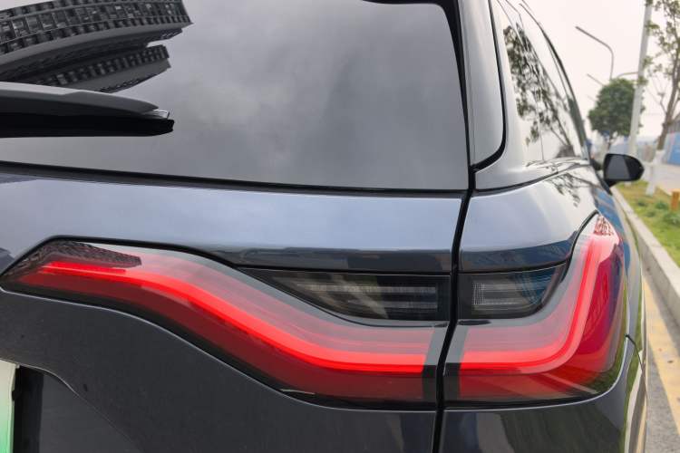 Used Nio ES8 2020 415 km Range 7-Seater Version