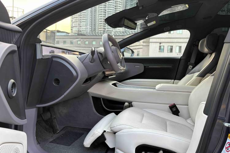 Used  12 2023 650 Three-Laser Four-Wheel Drive Performance Edition
