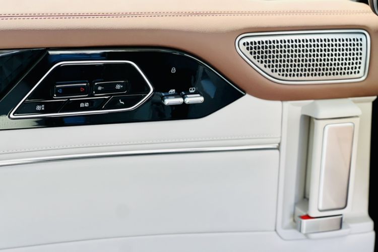 Used BYD Xia 2025 DM-i 1.5T 100km Leading Model