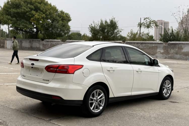 Used Ford Focus 2015 Sedan 1.6L Automatic Trend Model