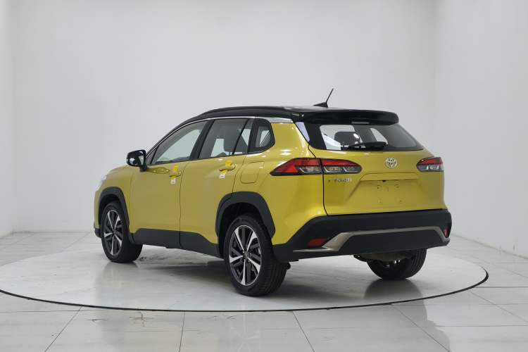 Used Toyota FRONTLANDER 2022 2.0L CVT Luxury PLUS Edition
