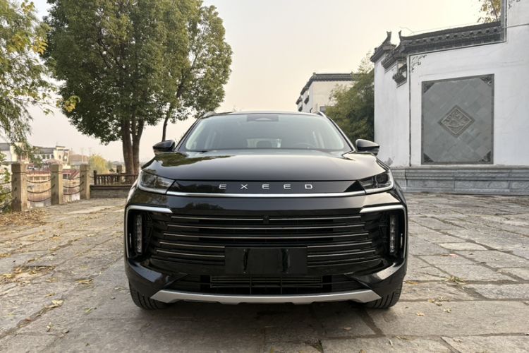 Used  Lingyun 2024 300T Two-Wheel Drive Starlight Edition