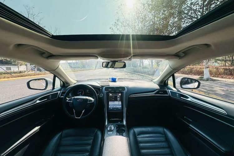 Used Ford Mondeo 2017 EcoBoost 180 Stylish Model
